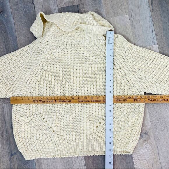 Moon & Madison Waffle Knit Cowl Neck Crop Sweater Cream Beige Small Long Sleeve - Picture 11 of 11